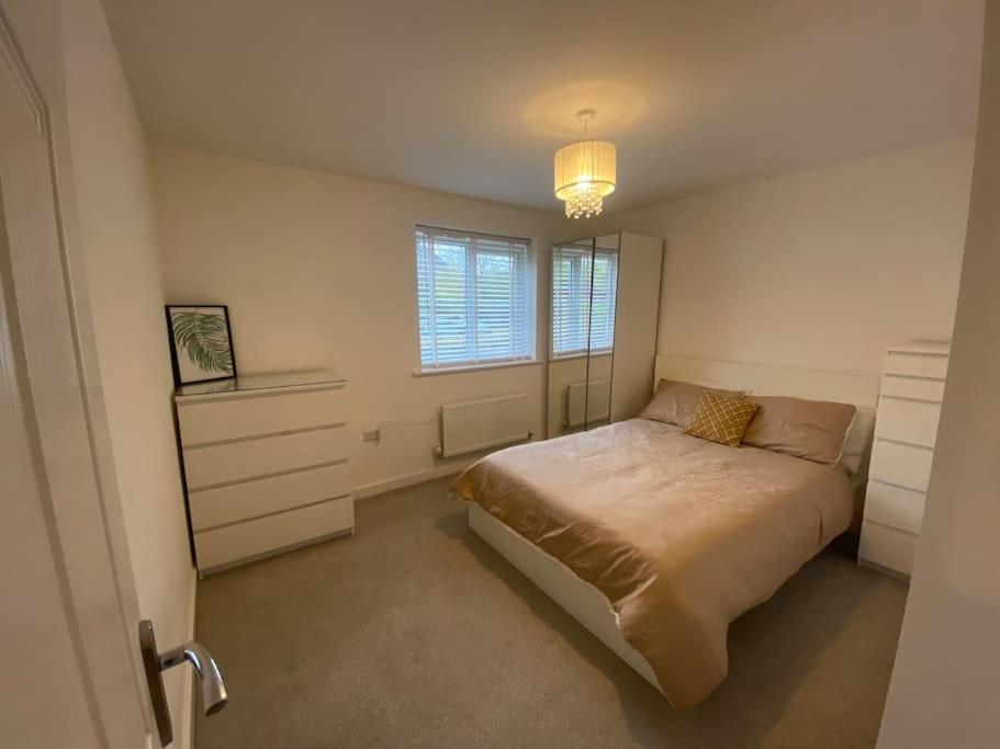 2 Bedroom Private Spacious Apartment In West Midlands Birmingham Luaran gambar